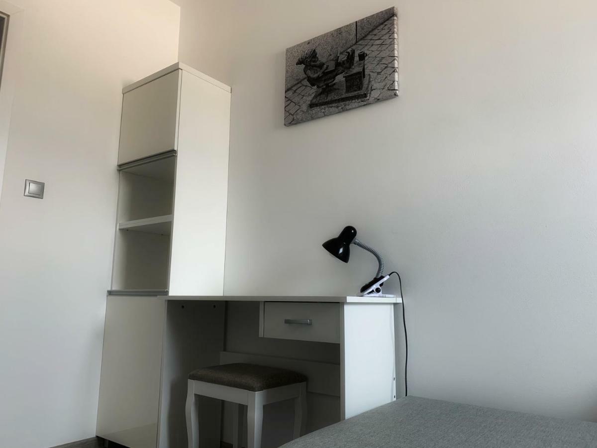 Apartament 102 G&W Appartement Wrocław Buitenkant foto