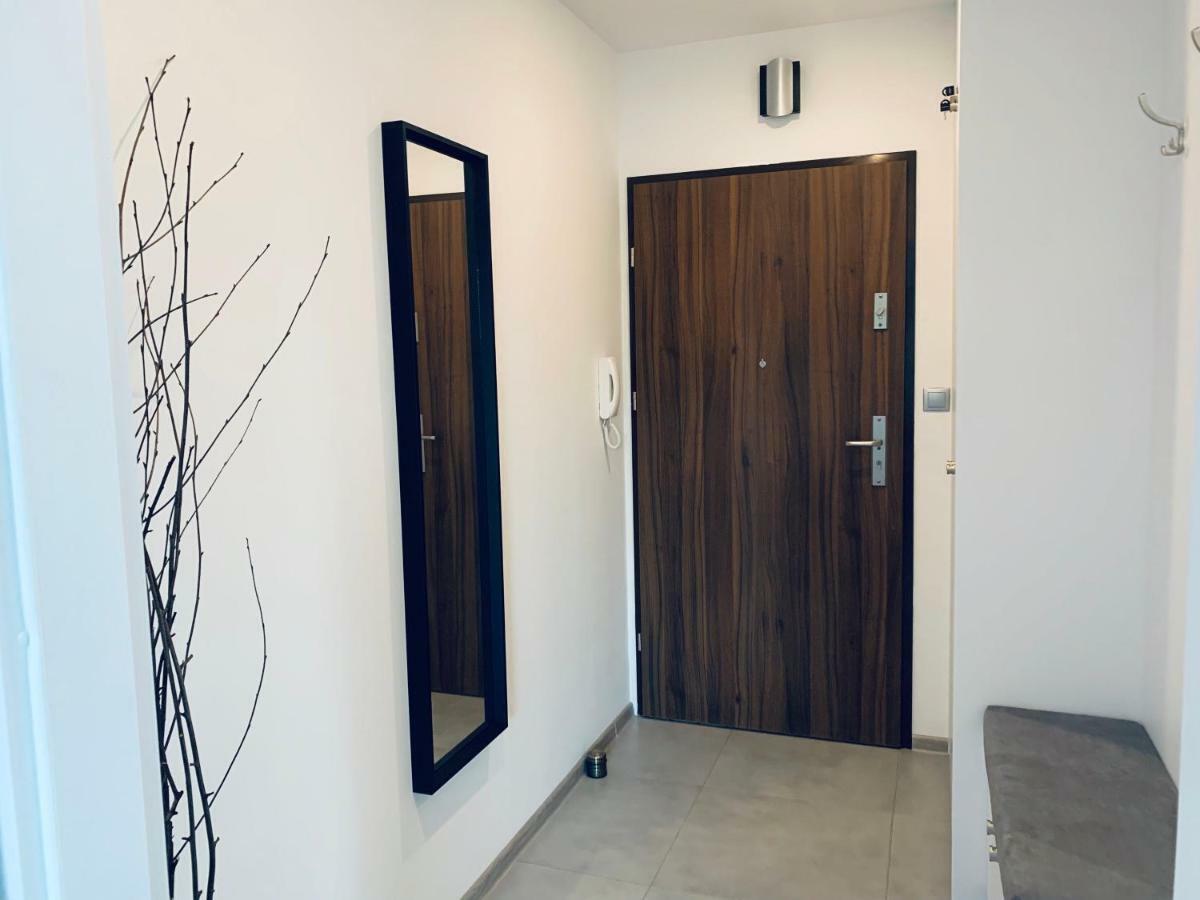 Apartament 102 G&W Appartement Wrocław Buitenkant foto