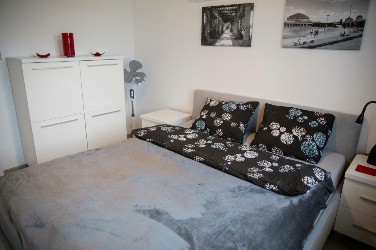 Apartament 102 G&W Appartement Wrocław Buitenkant foto